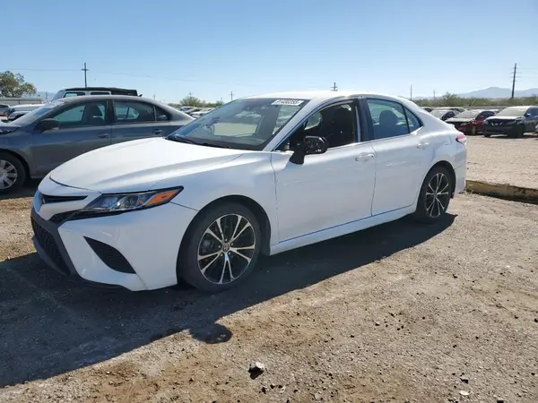 4T1G11AKXLU502914 2020 TOYOTA CAMRY - Image 1