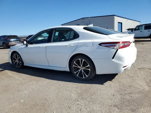 4T1G11AKXLU502914 2020 TOYOTA CAMRY - Image 2