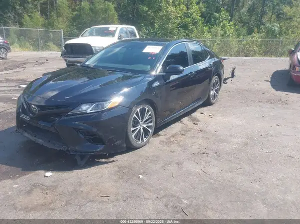 4T1G11AKXLU510527 2020 TOYOTA CAMRY - Image 2