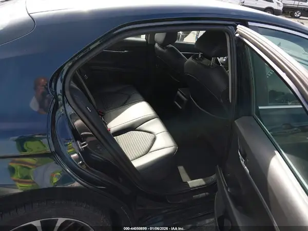 4T1G11AKXLU862278 2020 TOYOTA CAMRY - Image 8