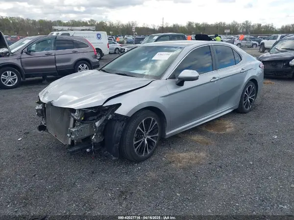 4T1G11AKXLU865424 2020 TOYOTA CAMRY - Image 2