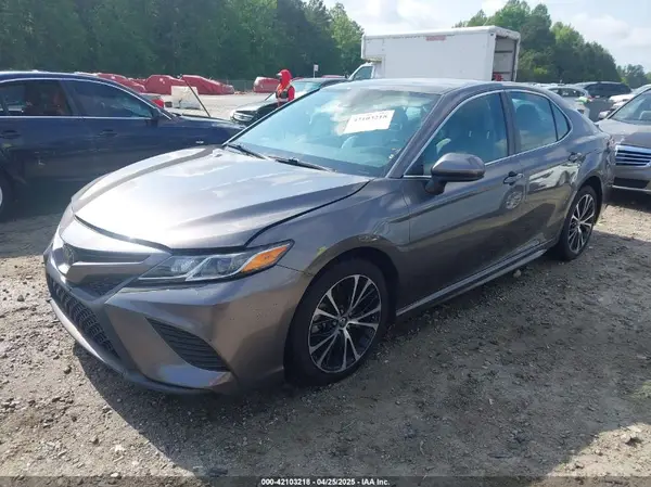 4T1G11AKXLU880313 2020 TOYOTA CAMRY - Image 2