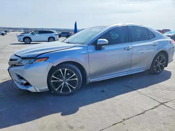 4T1G11AKXLU886371 2020 TOYOTA CAMRY - Image 1