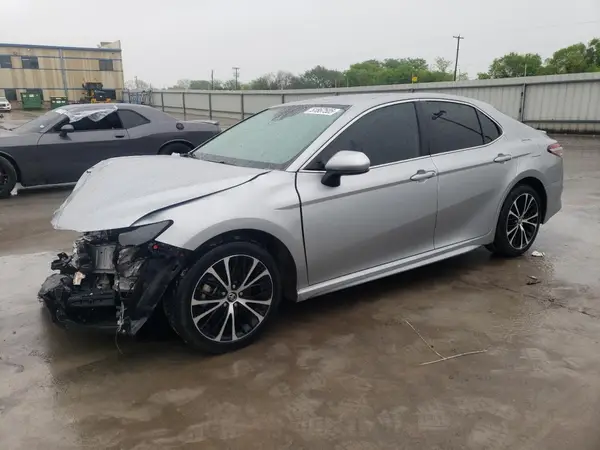 4T1G11AKXLU889884 2020 TOYOTA CAMRY - Image 1