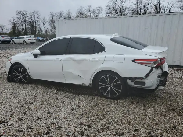 4T1G11AKXLU890016 2020 TOYOTA CAMRY - Image 2