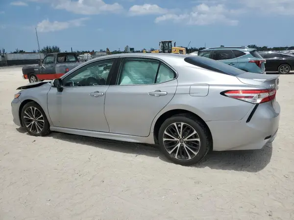 4T1G11AKXLU891862 2020 TOYOTA CAMRY - Image 2