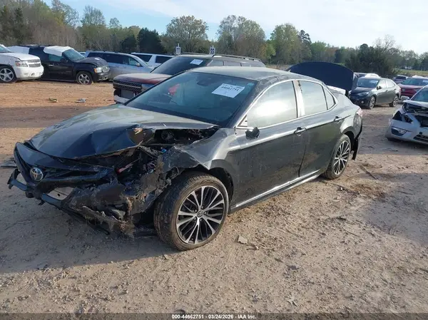 4T1G11AKXLU899900 2020 TOYOTA CAMRY - Image 2