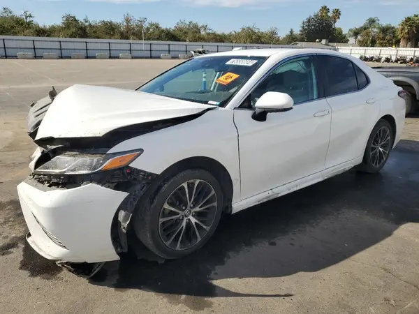 4T1G11AKXLU903265 2020 TOYOTA CAMRY - Image 1