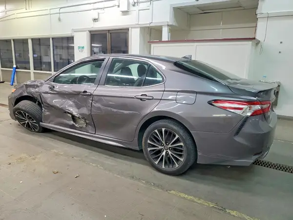 4T1G11AKXLU918994 2020 TOYOTA CAMRY - Image 2