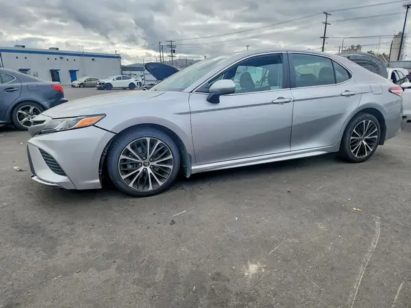 4T1G11AKXLU924150 2020 TOYOTA CAMRY - Image 1