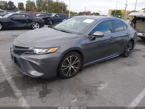4T1G11AKXLU949095 2020 TOYOTA CAMRY - Image 2