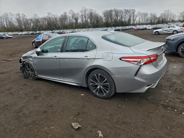 4T1G11AKXLU950585 2020 TOYOTA CAMRY - Image 2
