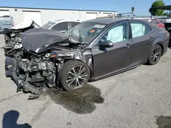 4T1G11AKXLU951526 2020 TOYOTA CAMRY