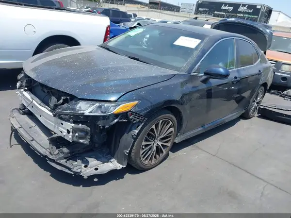 4T1G11AKXLU955852 2020 TOYOTA CAMRY - Image 2