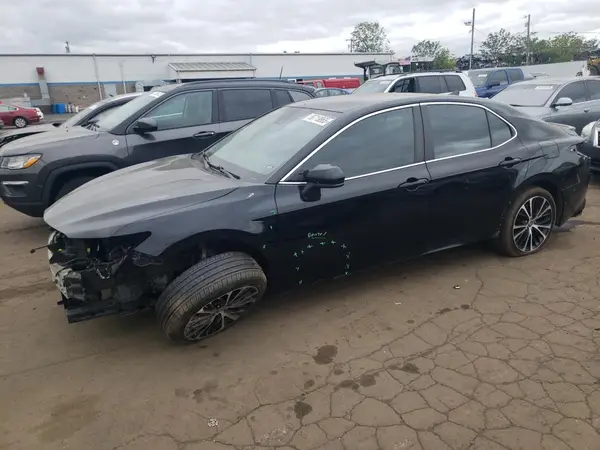 4T1G11AKXLU957262 2020 TOYOTA CAMRY - Image 1