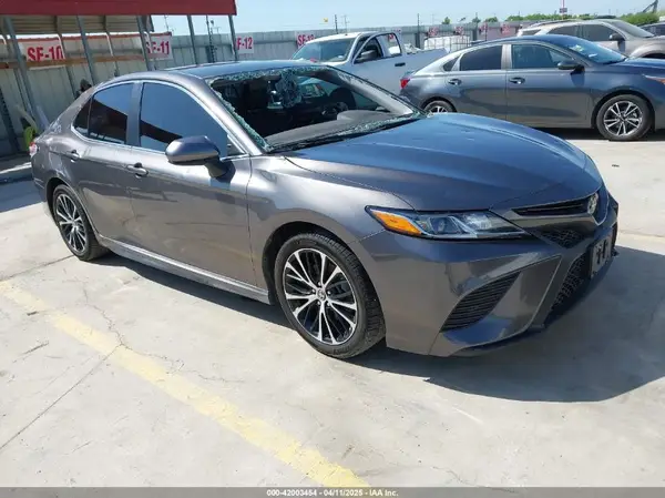 4T1G11AKXLU959707 2020 TOYOTA CAMRY - Image 1