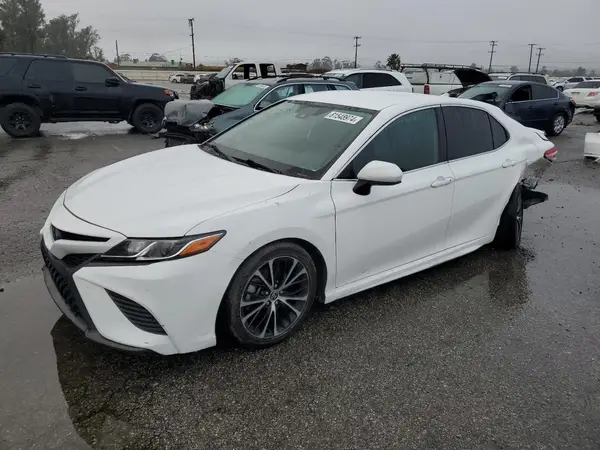 4T1G11AKXLU962140 2020 TOYOTA CAMRY - Image 1