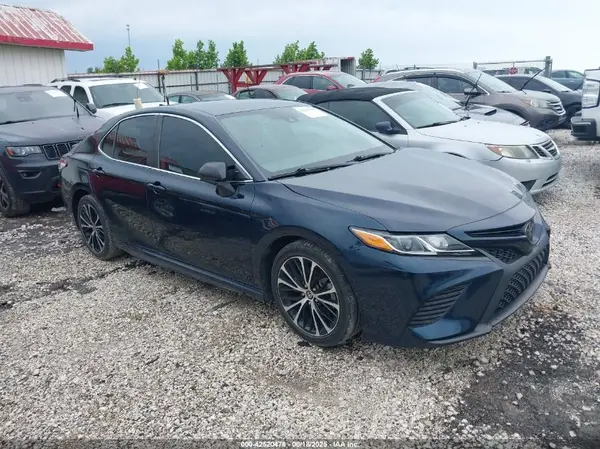 4T1G11AKXLU968746 2020 TOYOTA CAMRY - Image 1