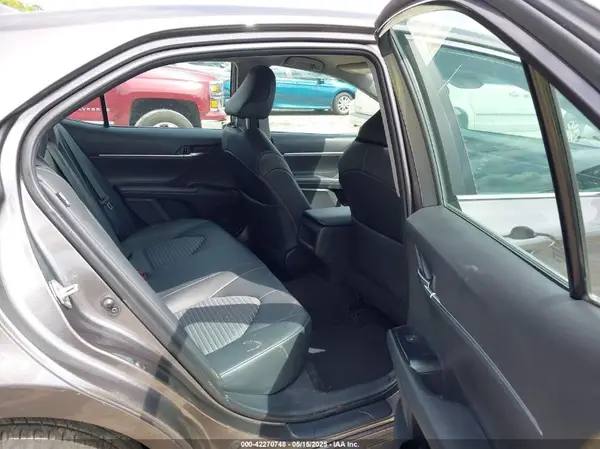 4T1G11AKXLU976202 2020 TOYOTA CAMRY - Image 8