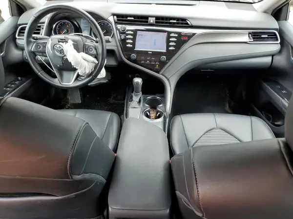 4T1G11AKXLU981075 2020 TOYOTA CAMRY - Image 8