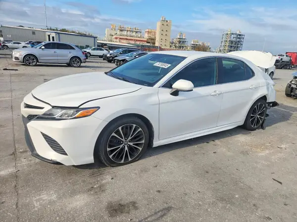 4T1G11AKXLU981495 2020 TOYOTA CAMRY - Image 1