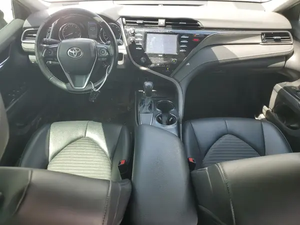 4T1G11AKXLU986678 2020 TOYOTA CAMRY - Image 8
