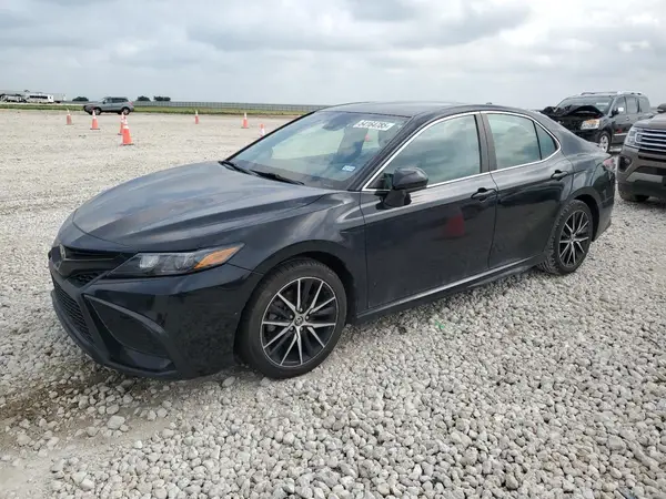 4T1G11AKXMU414849 2021 TOYOTA CAMRY - Image 1