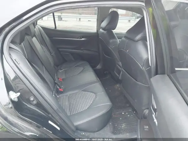 4T1G11AKXMU415550 2021 TOYOTA CAMRY - Image 8