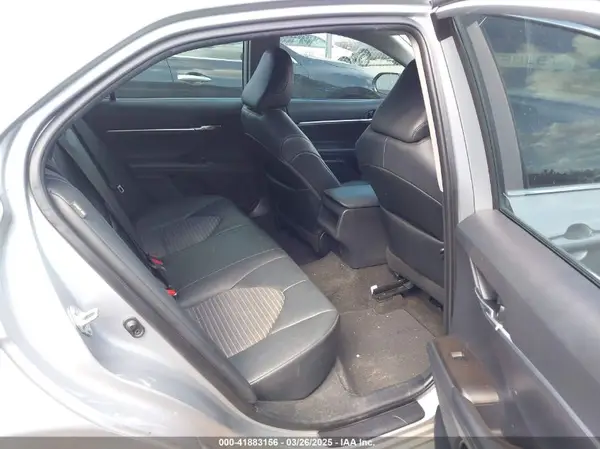 4T1G11AKXMU417976 2021 TOYOTA CAMRY - Image 8