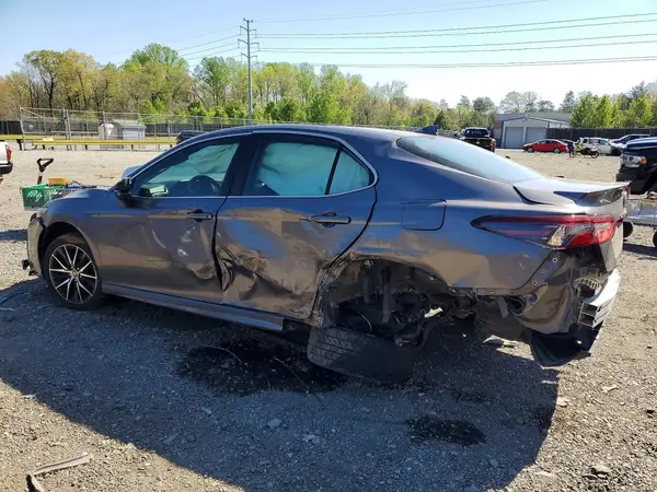 4T1G11AKXMU425219 2021 TOYOTA CAMRY - Image 2
