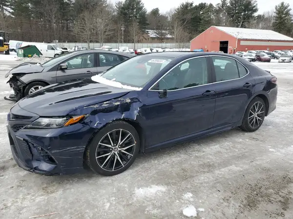 4T1G11AKXMU425589 2021 TOYOTA CAMRY - Image 1