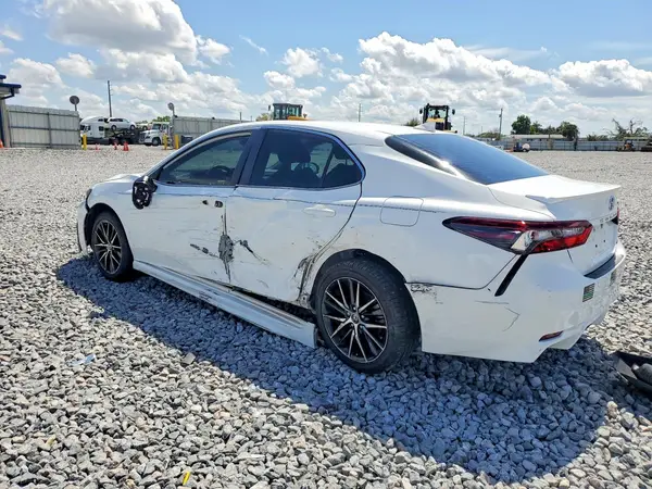4T1G11AKXMU428878 2021 TOYOTA CAMRY - Image 2