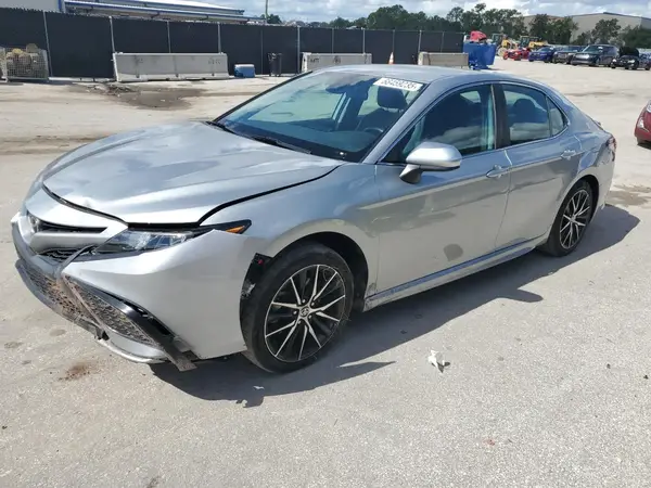 4T1G11AKXMU434681 2021 TOYOTA CAMRY - Image 1