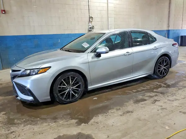 4T1G11AKXMU437533 2021 TOYOTA CAMRY - Image 1