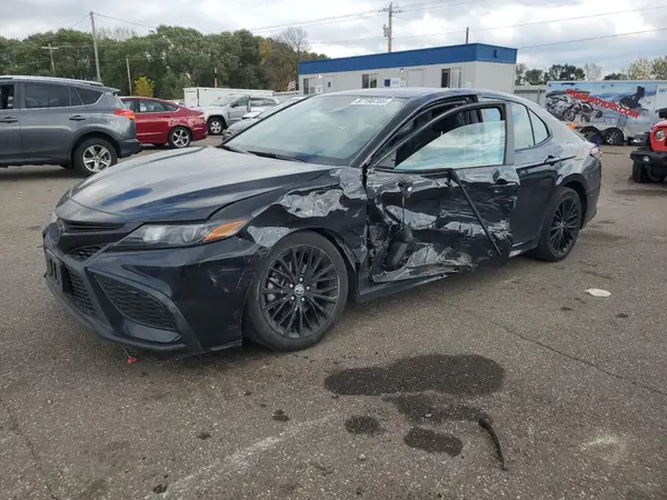 4T1G11AKXMU441145 2021 TOYOTA CAMRY - Image 1