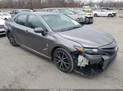 4T1G11AKXMU443039 2021 TOYOTA CAMRY