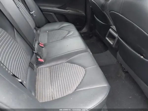 4T1G11AKXMU443039 2021 TOYOTA CAMRY - Image 8