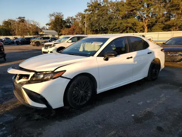 4T1G11AKXMU445888 2021 TOYOTA CAMRY - Image 1