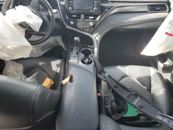 4T1G11AKXMU453702 2021 TOYOTA CAMRY - Image 8