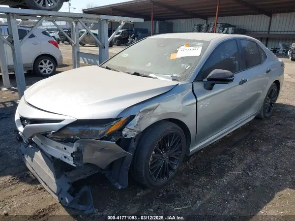 4T1G11AKXMU458396 2021 TOYOTA CAMRY - Image 2