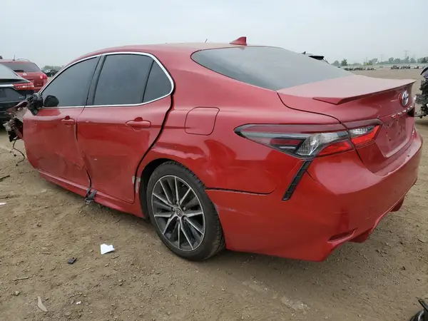 4T1G11AKXMU467227 2021 TOYOTA CAMRY - Image 2
