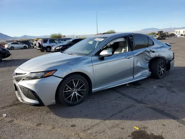 4T1G11AKXMU470256 2021 TOYOTA CAMRY - Image 1
