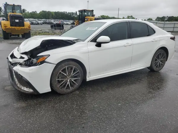 4T1G11AKXMU470760 2021 TOYOTA CAMRY - Image 1