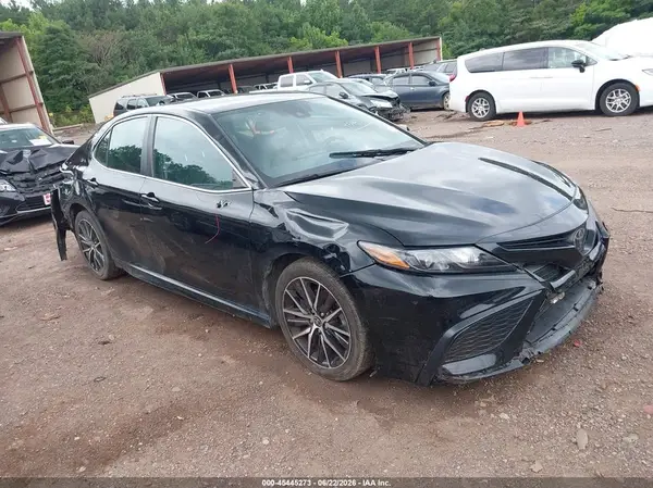 4T1G11AKXMU477336 2021 TOYOTA CAMRY - Image 1