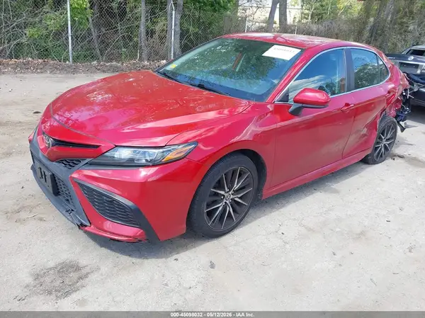 4T1G11AKXMU478535 2021 TOYOTA CAMRY - Image 2