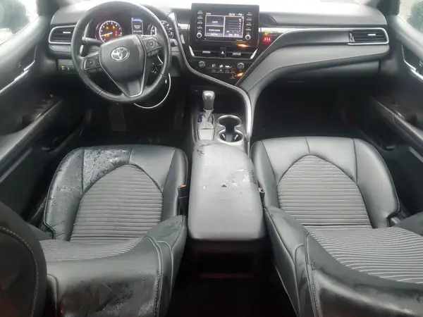 4T1G11AKXMU483511 2021 TOYOTA CAMRY - Image 8