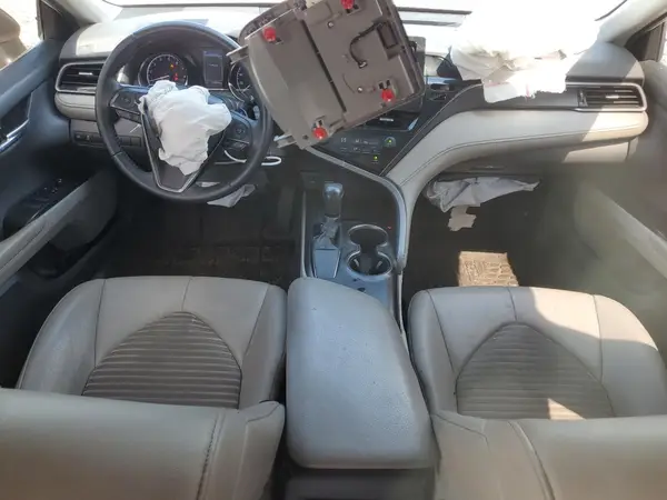 4T1G11AKXMU486134 2021 TOYOTA CAMRY - Image 8