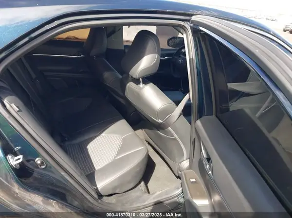 4T1G11AKXMU491351 2021 TOYOTA CAMRY - Image 8