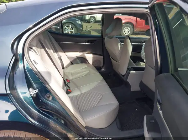 4T1G11AKXMU498042 2021 TOYOTA CAMRY - Image 8