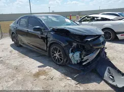 4T1G11AKXMU513882 2021 TOYOTA CAMRY